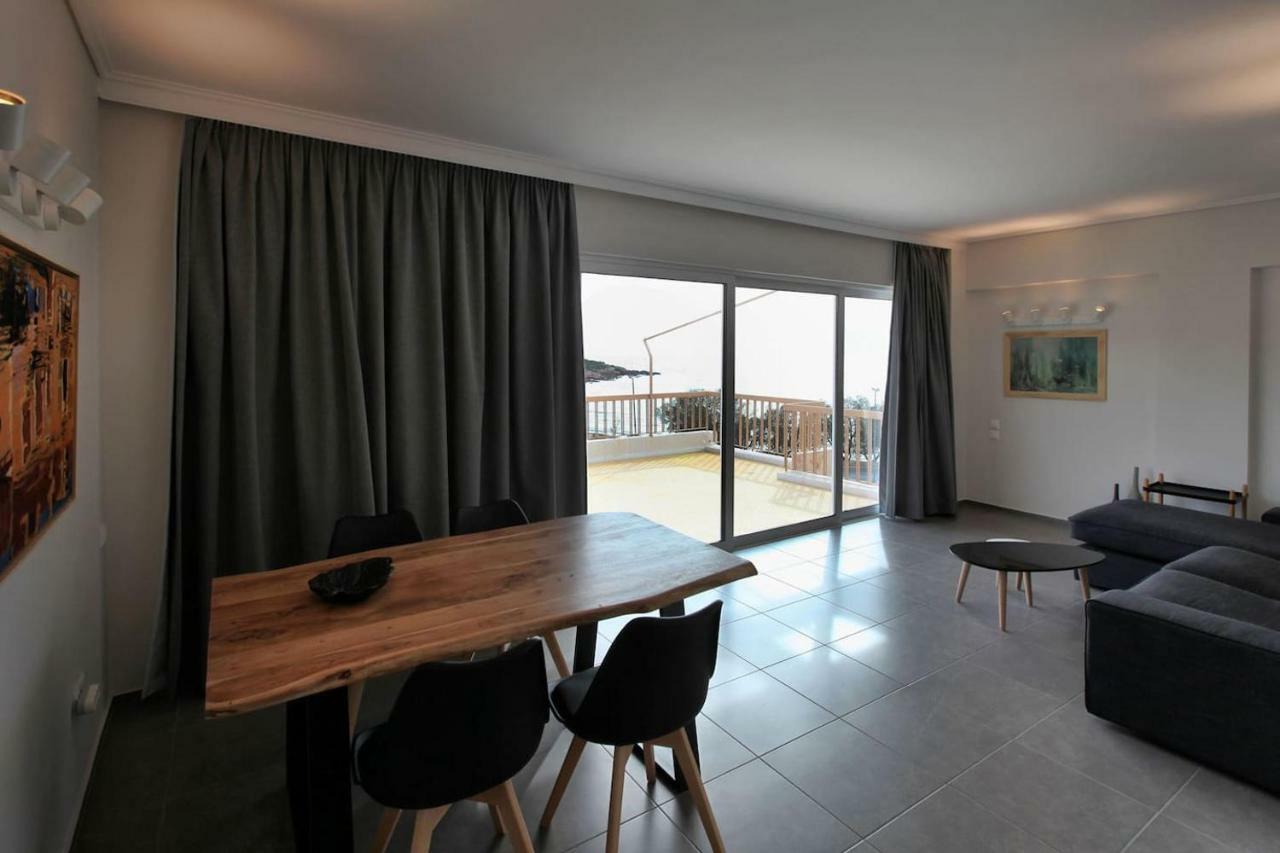 Seaside Renovated Top Floor Apartment Saronida Exterior foto